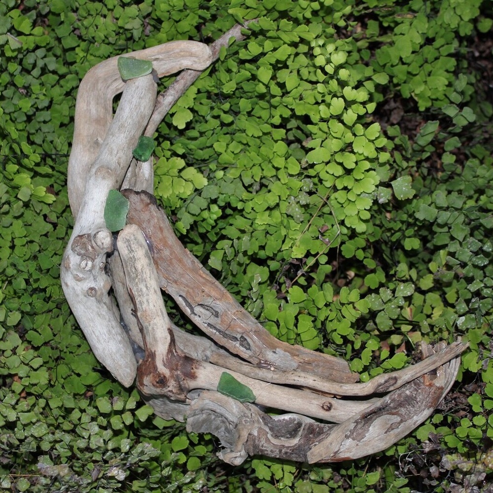 1’ driftwood crescent moon